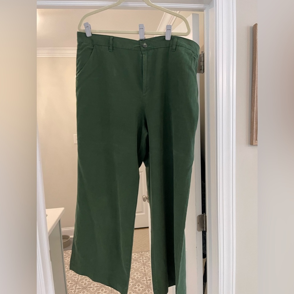 Kut from the Kloth wide leg pant, light cotton-like material